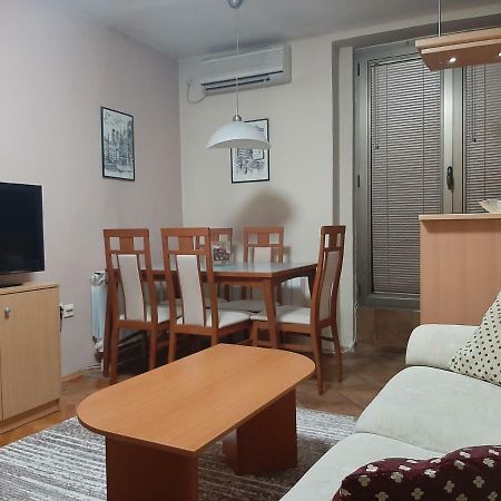 Square Exclusive Apartment 3N スコピエ エクステリア 写真