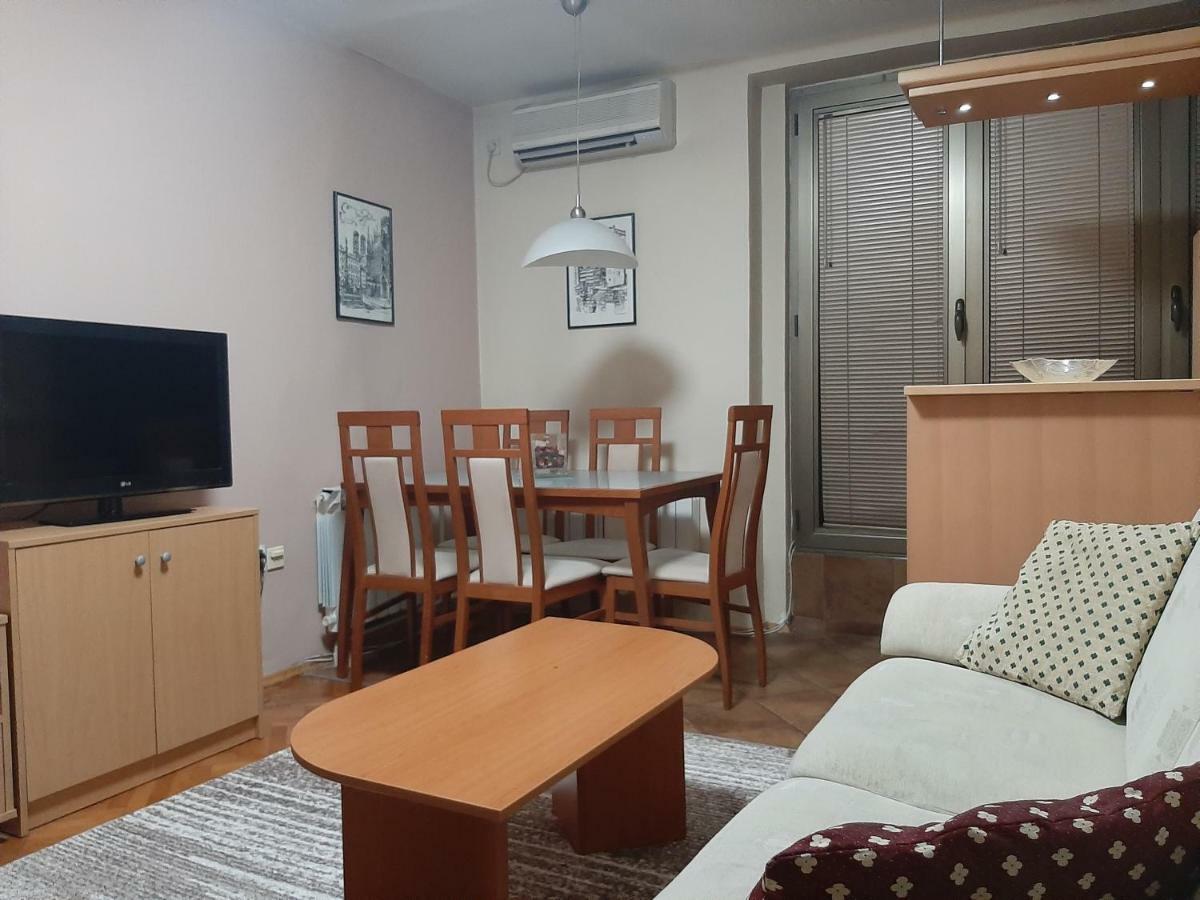 Square Exclusive Apartment 3N スコピエ エクステリア 写真